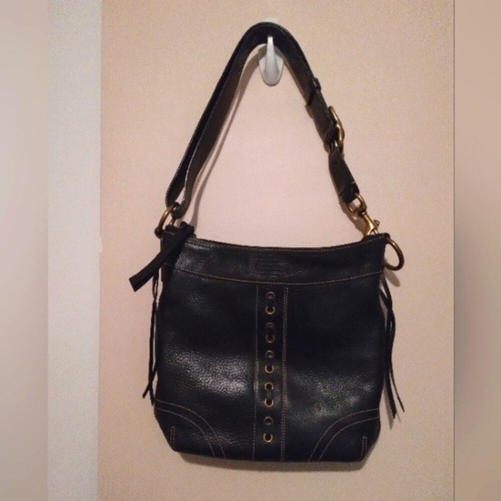 Coach purse vintage pebble black 10399
